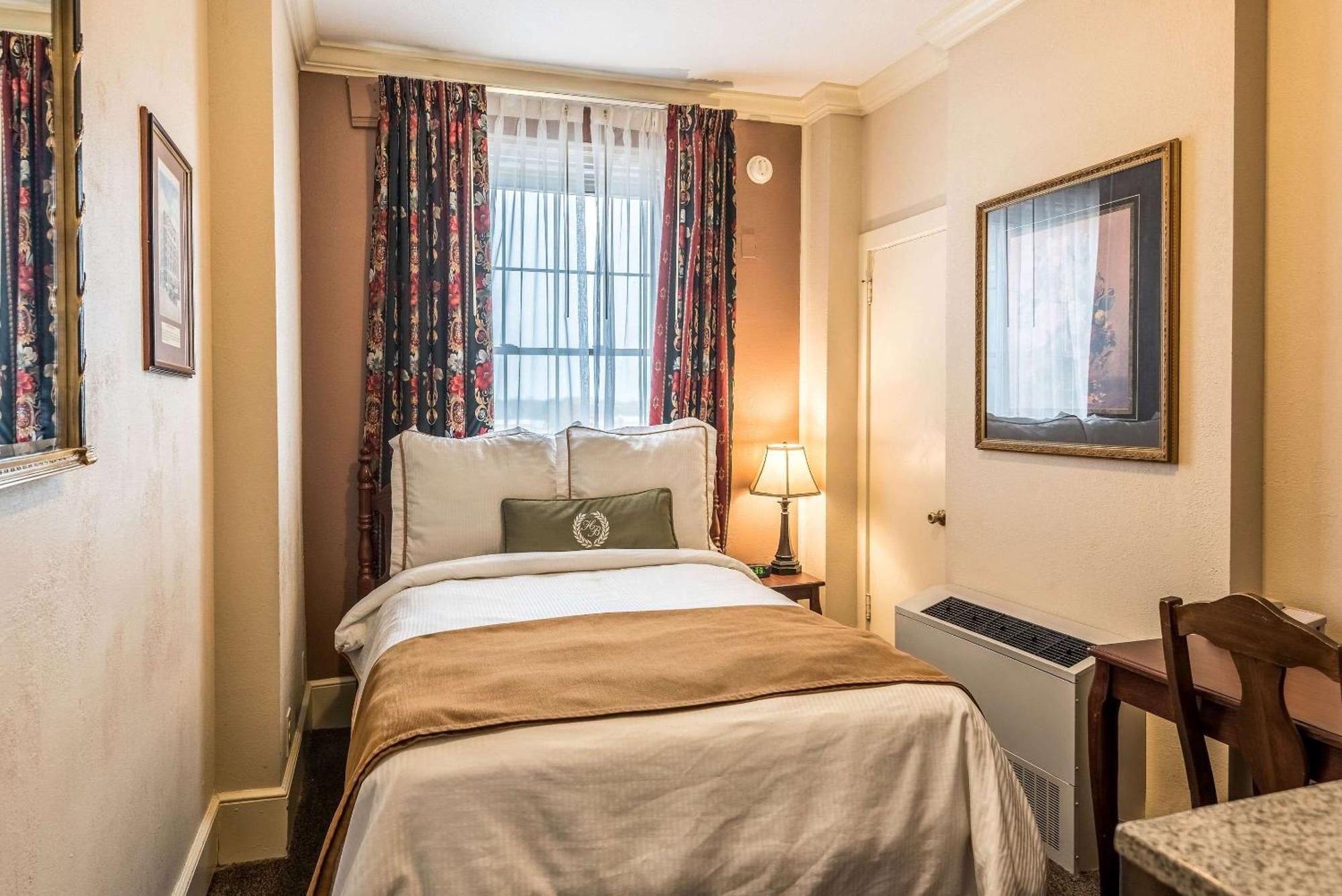 Hotel Bothwell Sedalia Central District, Ascend Hotel Collection Экстерьер фото