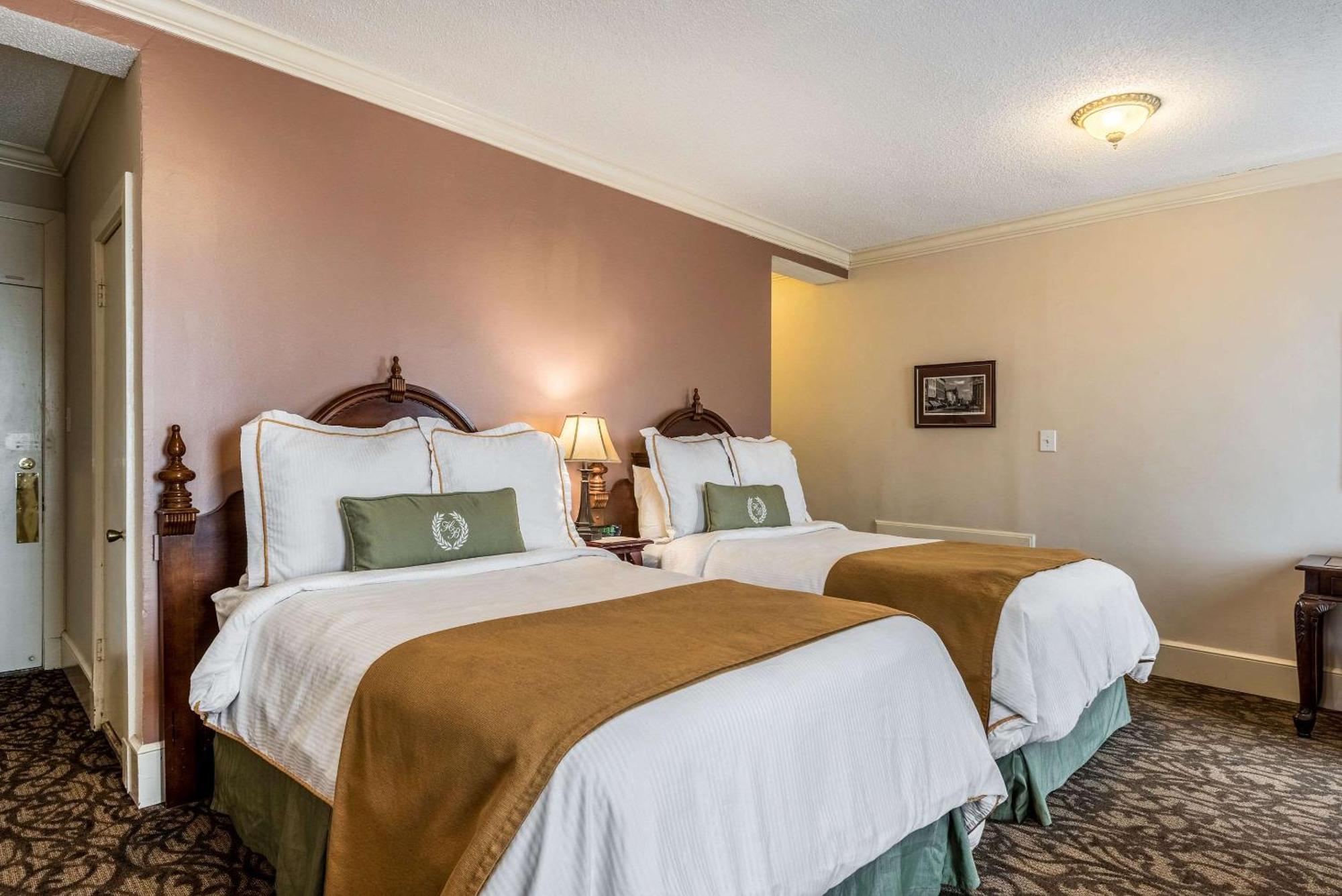 Hotel Bothwell Sedalia Central District, Ascend Hotel Collection Экстерьер фото